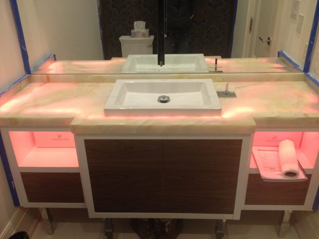A Comprehensive Guide to Choosing the Best Bathroom Vanity Material